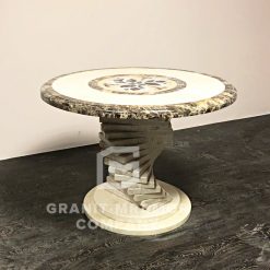 mramornyj-stolik
